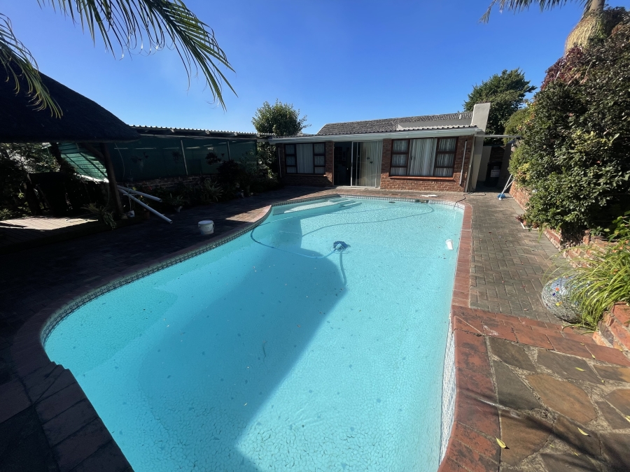 4 Bedroom Property for Sale in Saxilby Eastern Cape